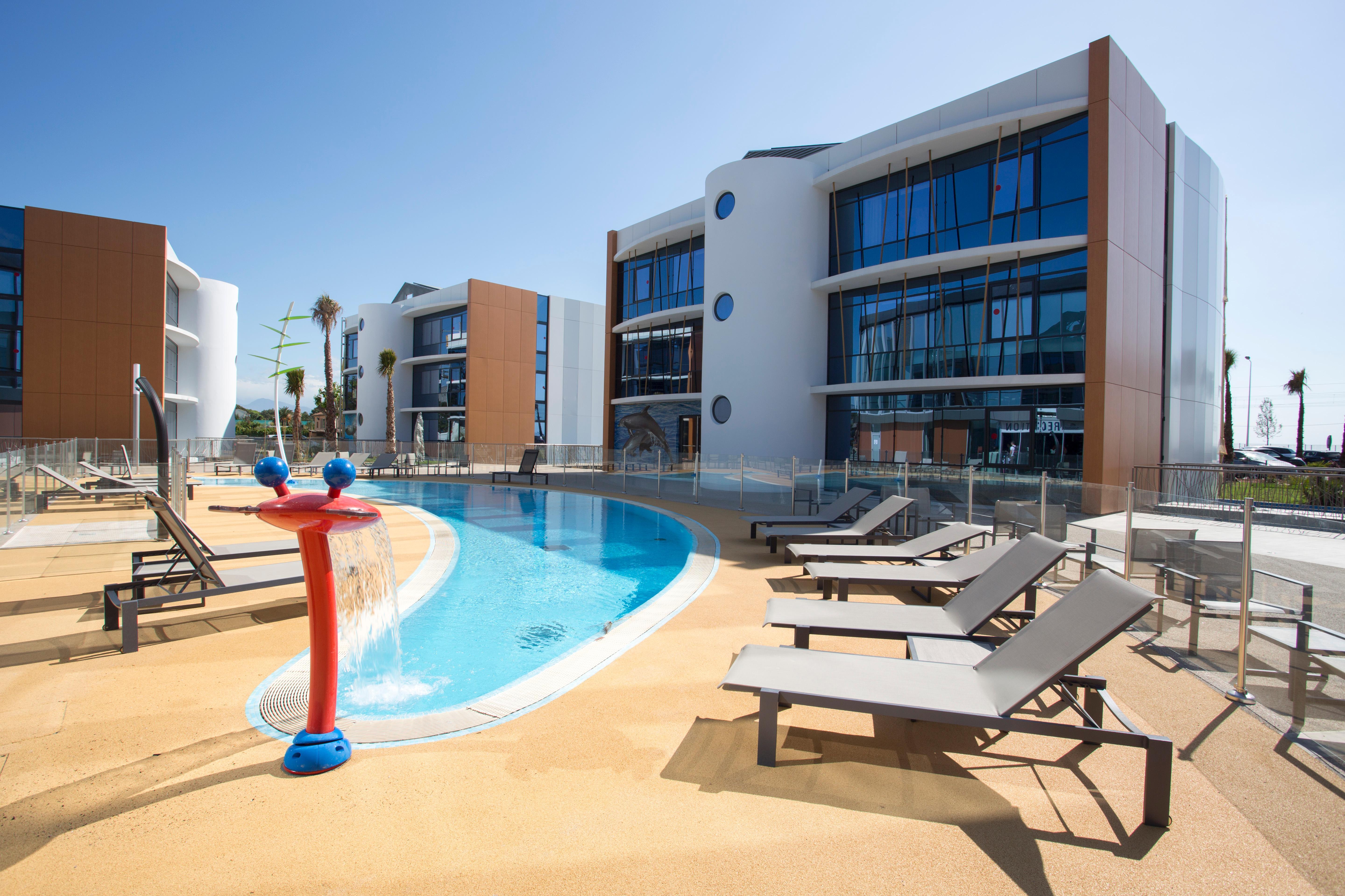 มารีนแลนด์ รีสอร์ต Hotel อองทีบส์ ภายนอก รูปภาพ
